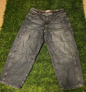 LOFT The Barrel High Rise Petite Jeans Size 12P 31P